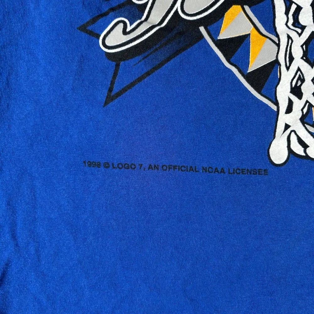 Logo 7 Kentucky Wildcats T Shirt Mens XL Blue 1998 NCAA Champions Vintage USA